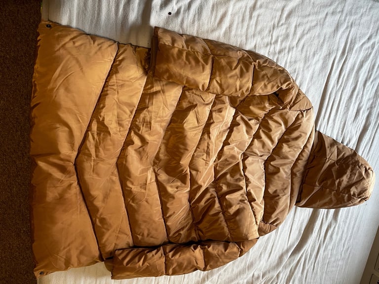 image for Women’s Puffer coat - long