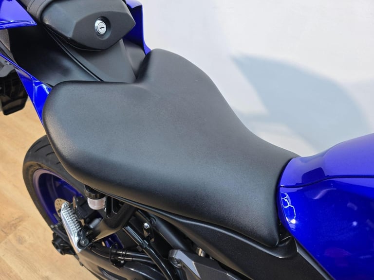 Yamaha R7 700 Blue 2022 - Low Mileage, One Owners, Full Service History, 3 Keys