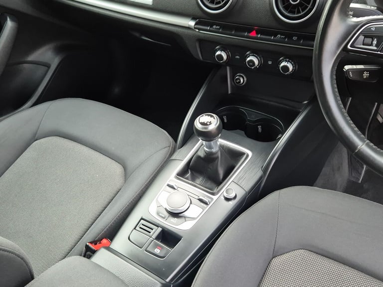 2017 Audi A3 1.5 TFSI CoD SE Euro 6 (s/s) 3dr HATCHBACK Petrol Manual