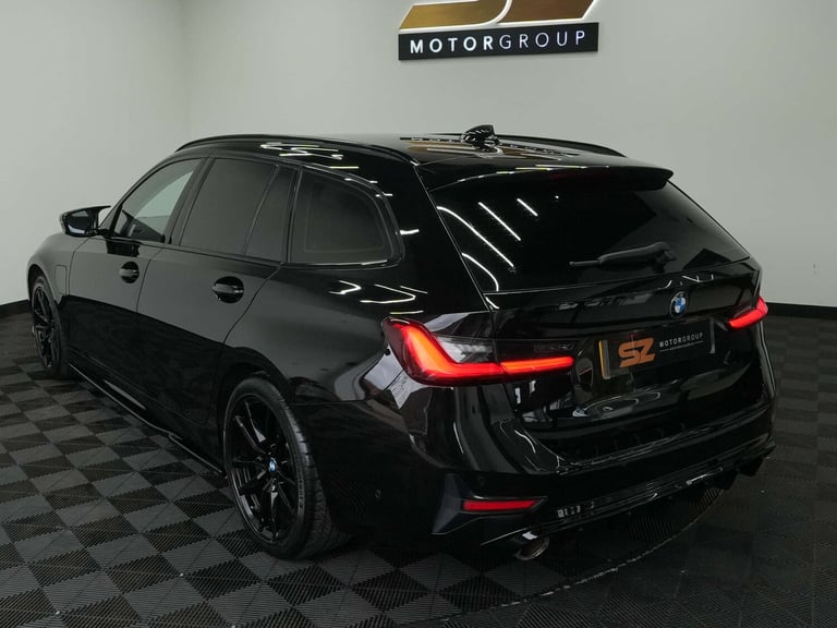 2021 BMW 3 Series 2.0 330e 12kWh Sport Pro Touring Auto Euro 6 (s/s) 5dr Estate Hybrid Automatic