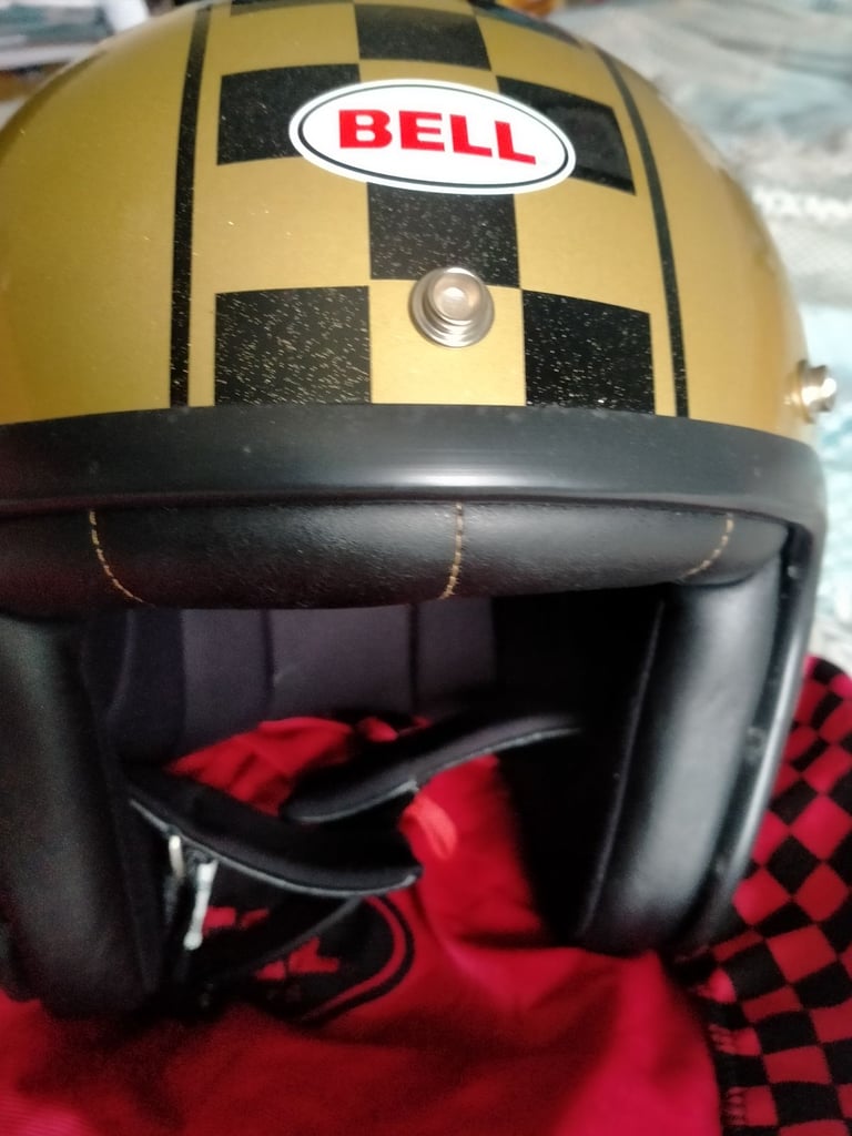 image for 💥 NEW BELL CUSTOM 500 HELMET SIZE SMALL 💥