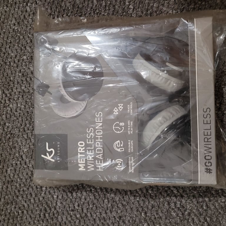 NEW SEALED Wireless Bluetooth headphones black & grey 