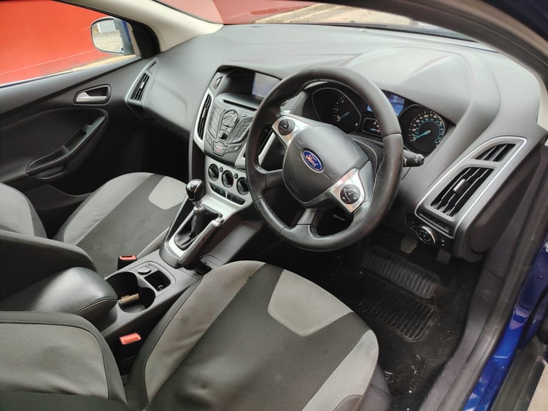 Ford, FOCUS, Hatchback, 2014, Manual, 1560 (cc), 5 doors