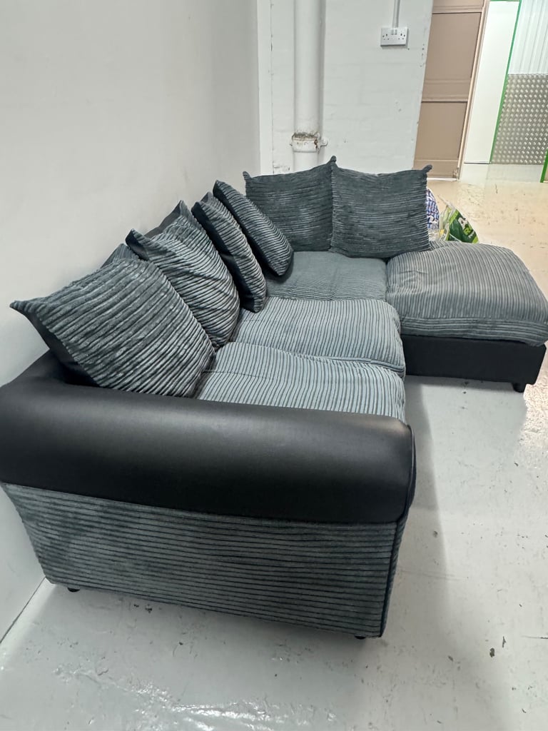 GREAT HALF CORD CORNER SOFA -DELIVERY OPTION