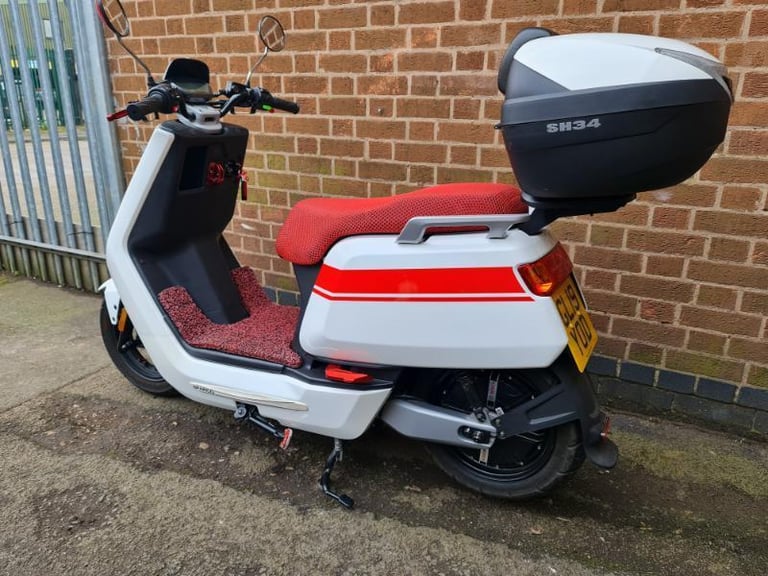 NIU N1S Electric Scooter 'Extra battery-178 miles' (NOT NQi GTS MQI NGT CUX MGB)
