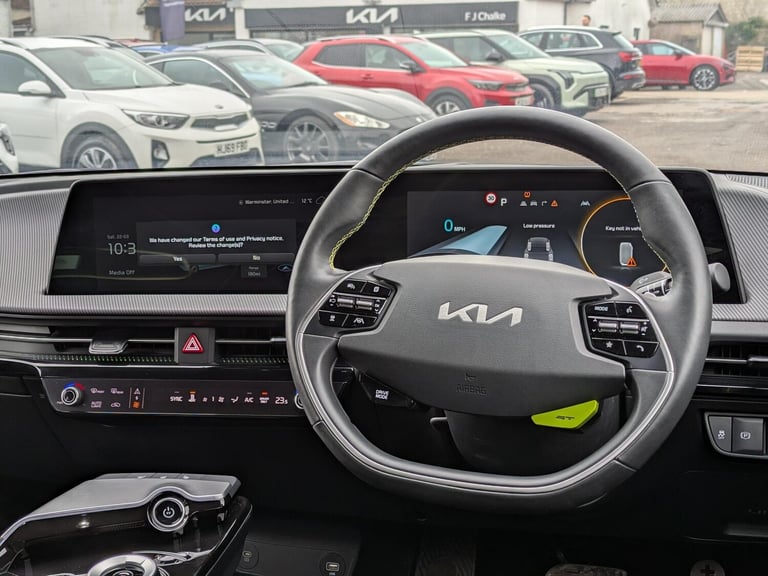 2023 Kia EV6 77.4kWh GT Hatchback 5dr Electric Auto AWD (576 bhp) HATCHBACK Electric Automatic