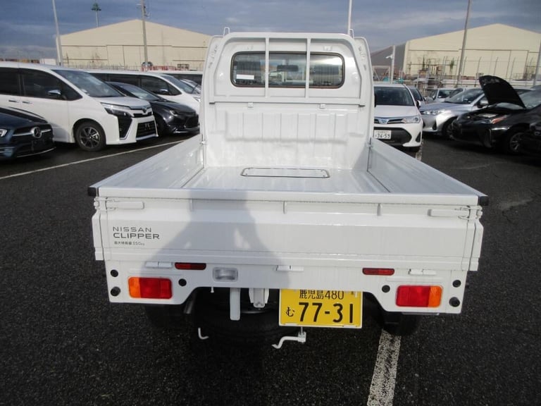 2024 Nissan NT100 Clipper DX 4WD MANUAL 660cc KEI TRUCK DELIVERY MILEAGE Pickup Petrol Manual