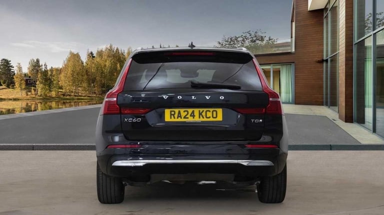 2024 Volvo XC60 2.0h T8 18.8kWh Ultra Bright Auto AWD Euro 6 (s/s) 5dr ESTATE Petrol/Electric Hyb...