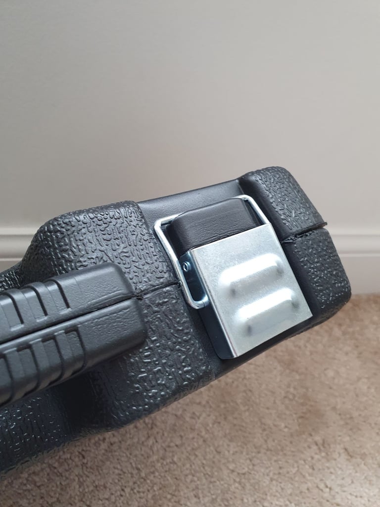 Brand New 94PC 1/2" & 1/4" SOCKET SET SCREWDRIVER BIT RATCHET - Delivery Available