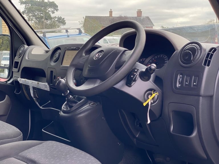 2018 Vauxhall Movano 2.3 CDTI H2 Van 130ps PANEL VAN DIESEL Manual
