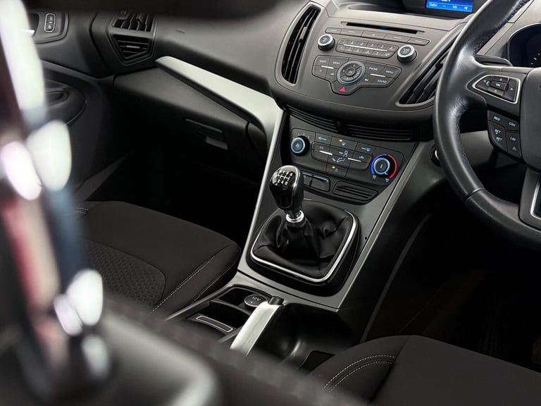 2018 Ford Kuga 2.0 TDCi EcoBlue Zetec AWD Euro 6 (s/s) 5dr HATCHBACK Diesel Manual