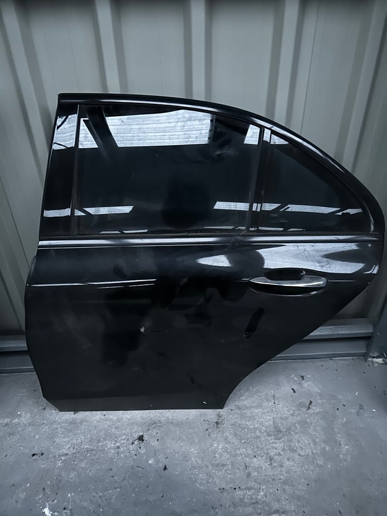 image for Genuine rear passenger side door Mercedes Benz c-class w205 2016