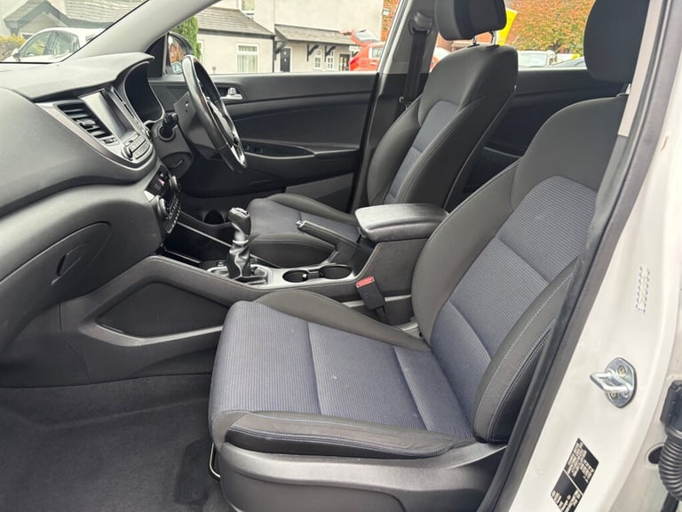2017 Hyundai TUCSON 1.6 GDi Blue Drive SE Nav 5dr 2WD ESTATE PETROL Manual