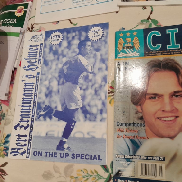 Manchester City programs, fanzines.