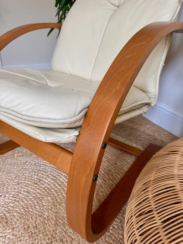 Vintage late 20th century leather Scandinavian bentwood cantilever lounge armchair 