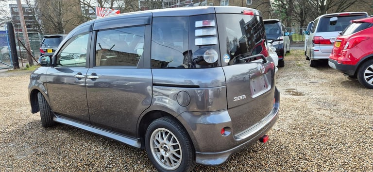 2007 Toyota Sienta PASSENGER SEAT WELCAB, 52,590 Miles, Petrol Autoc