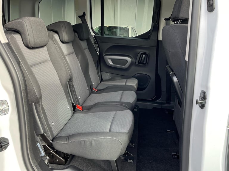 2024 Toyota PROACE CITY Verso 100kW Design L1 50kWh 5dr Auto MPV ELECTRIC Automatic