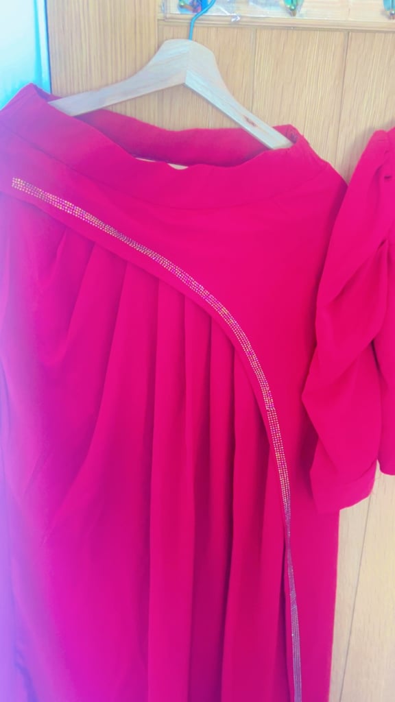 Ladies beautiful cod set size 12 to 14 uk