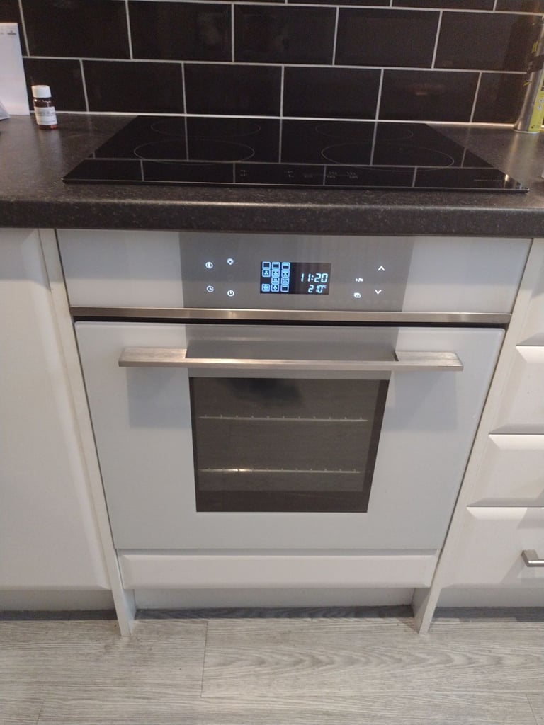 image for Single electric oven fan assisted