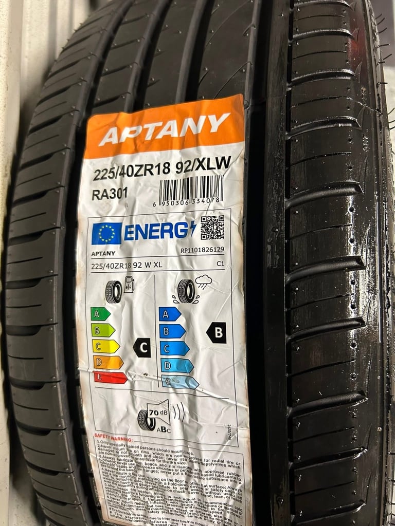 Audi A3 Black Edition Alloy’s (Genuine) New condition 