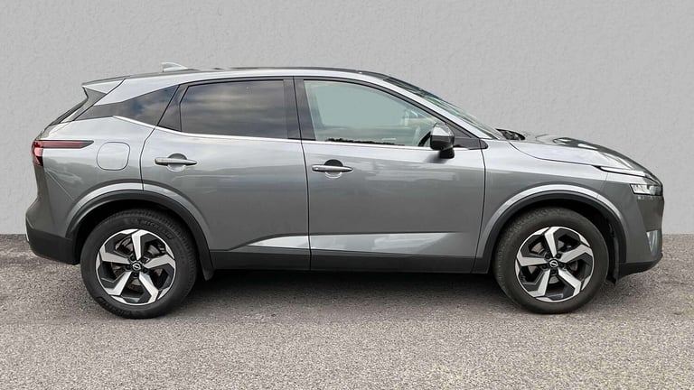 2022 Nissan Qashqai 1.3 DiG-T MH N-Connecta 5dr Hatchback Petrol Manual