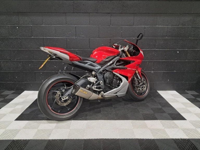 2018 67 TRIUMPH DAYTONA 675 FINANCE SPECIALISTS APPLY NOW