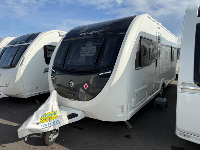 Swift Challenger 560 Rear Island Bed Middle Bathroom 