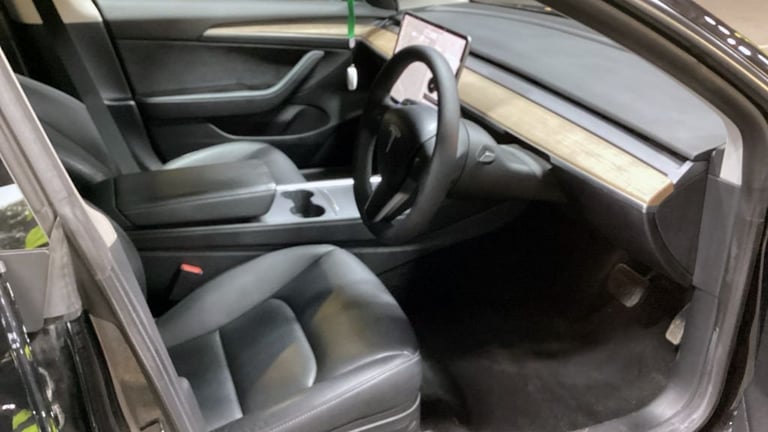 2021 Tesla Model 3 (Dual Motor) Long Range Saloon 4dr Electric Auto 4WDE (346 ps) Saloon ELECTRIC...