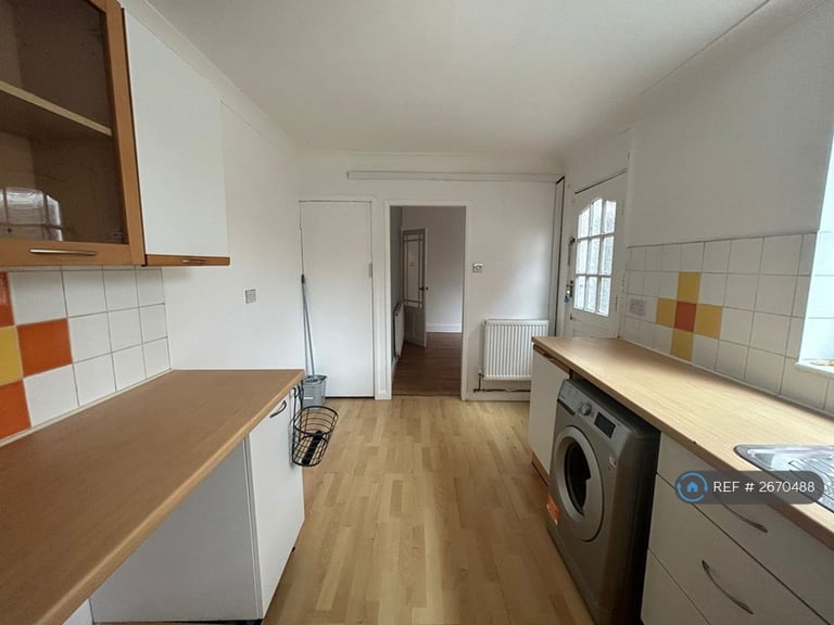 3 bedroom house in Royston Avenue, Doncaster, DN5 (3 bed) (#2670488)