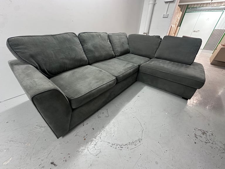 Lovely DFS ORKA RIGHT CORNER SOFA- Delivery option