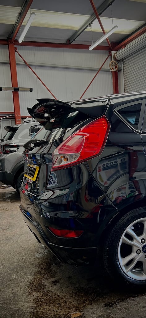 Ford, FIESTA, Hatchback, 2015, Manual, 998 (cc), 5 doors