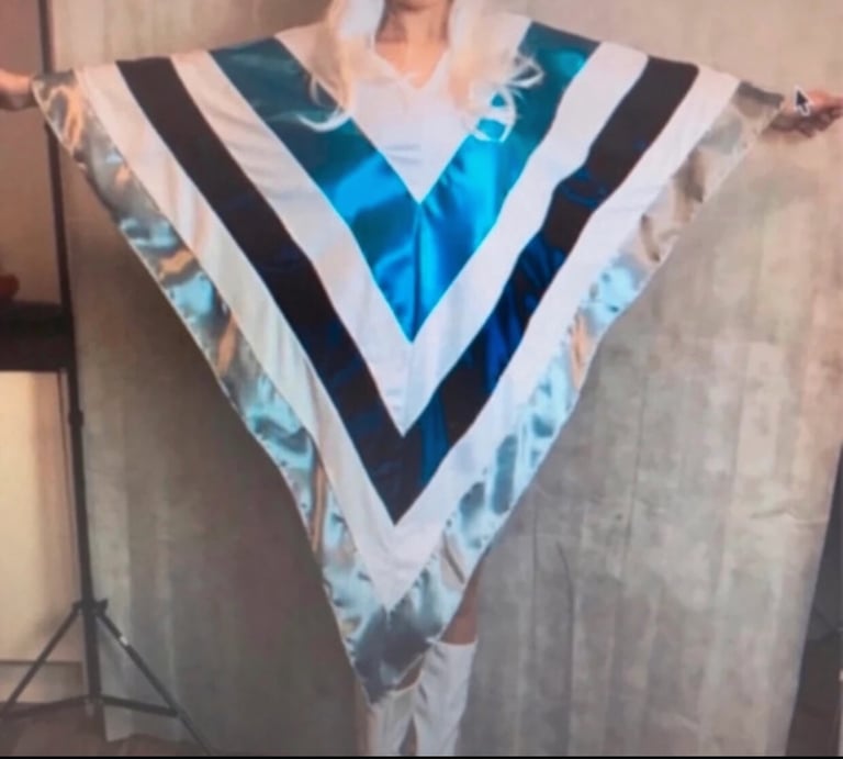 image for Poncho and leggings 