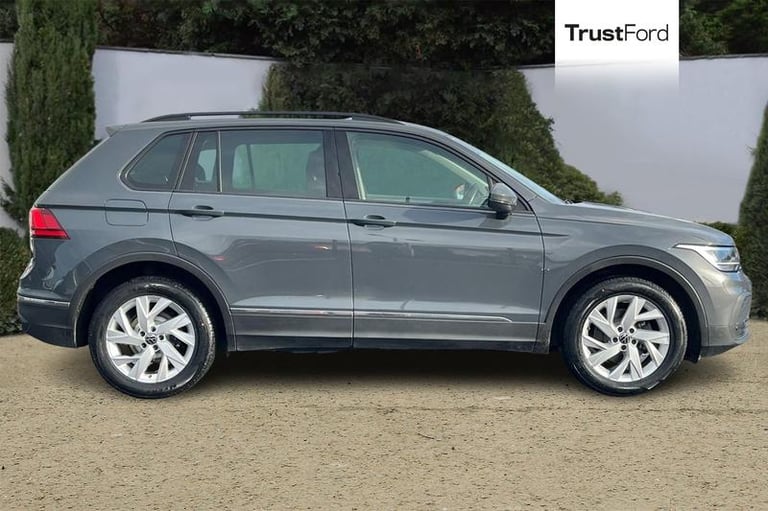 2022 Volkswagen Tiguan 1.5 TSI 150 Life 5dr DSG SEMI-AUTO Estate Petrol Semi Automatic