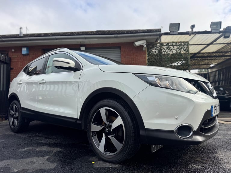 2015 Nissan Qashqai 1.5 dCi n-tec+ 2WD Euro 5 (s/s) 5dr HATCHBACK Diesel Manual