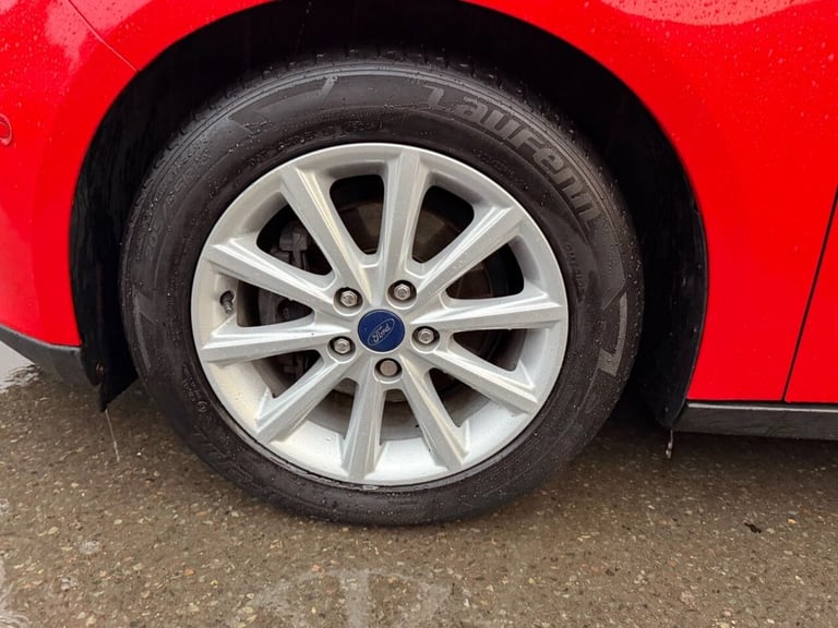 2018 Ford Focus 1.0T EcoBoost Titanium Hatchback 5dr Petrol Auto Euro 6 (s/s) (125 ps) Hatchback ...