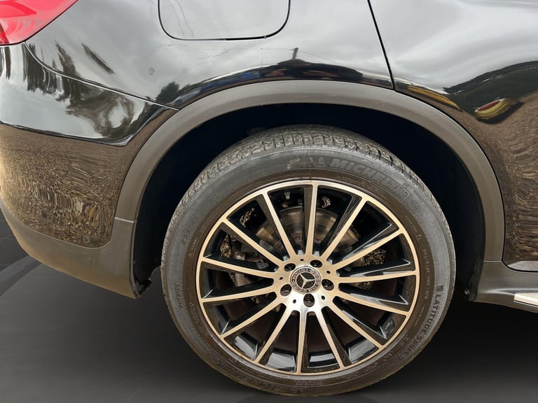 2017 Mercedes-Benz GLC 2.1 GLC220d AMG Line (Premium) G-Tronic 4MATIC Euro 6 (s/s) 5dr ESTATE Die...