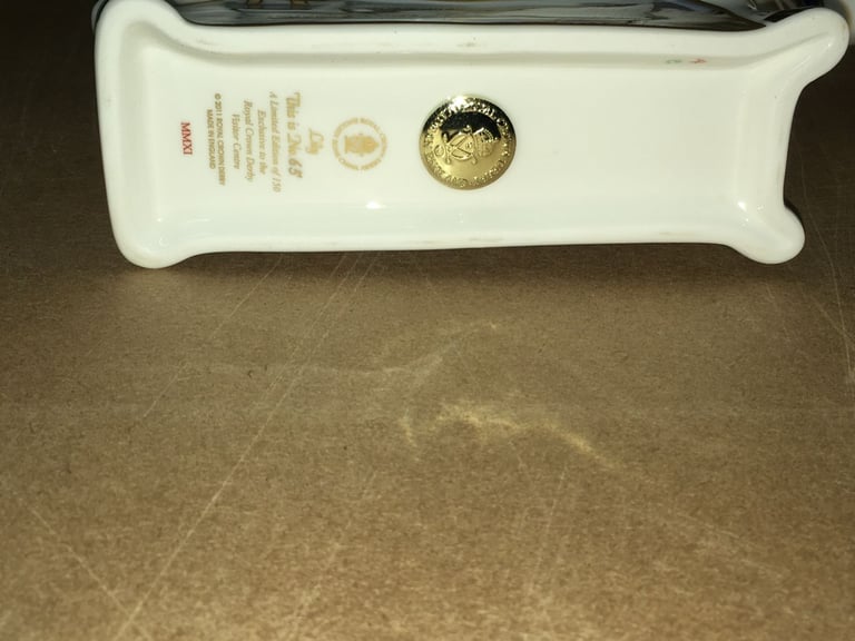 Large Boxed New Royal Crown Derby Lilly Cow Paperweight