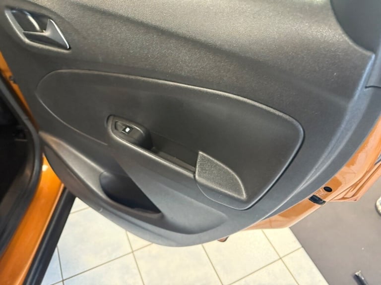  Vauxhall Crossland X 1.2 SE Nav 5dr Petrol