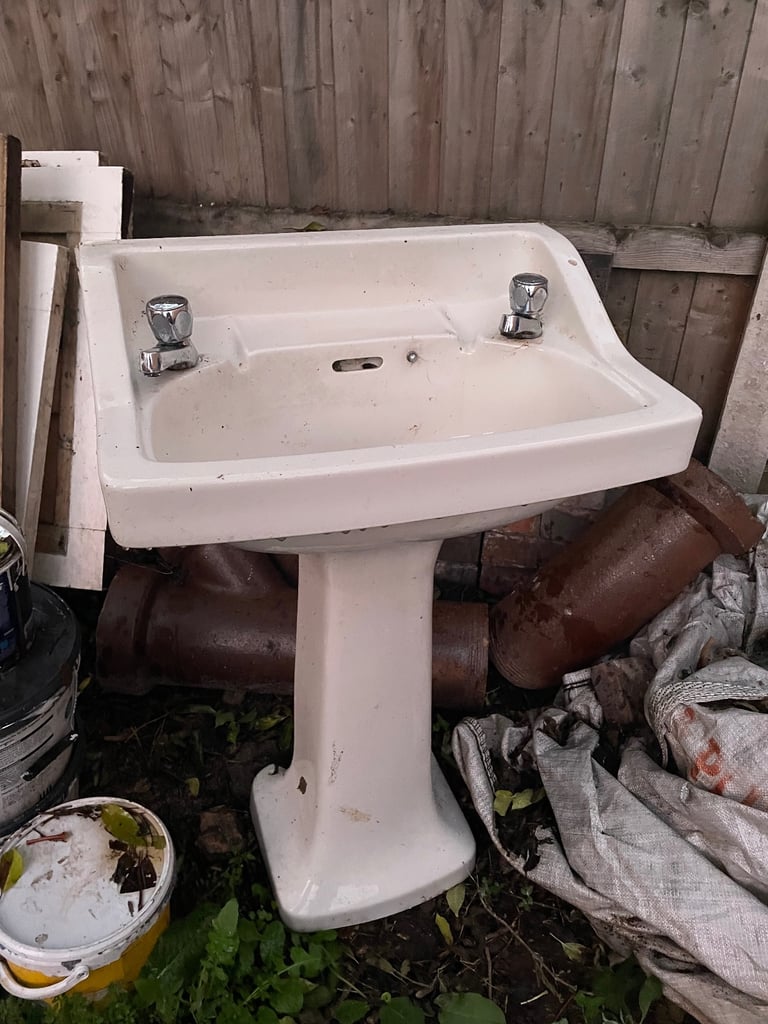 FREE vintage Bathroom Sink
