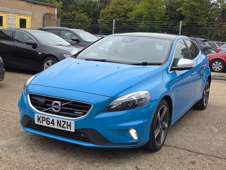 VOLVO V40 1.6 T3 R-Design Nav Euro 5 (s/s) 5dr 2014