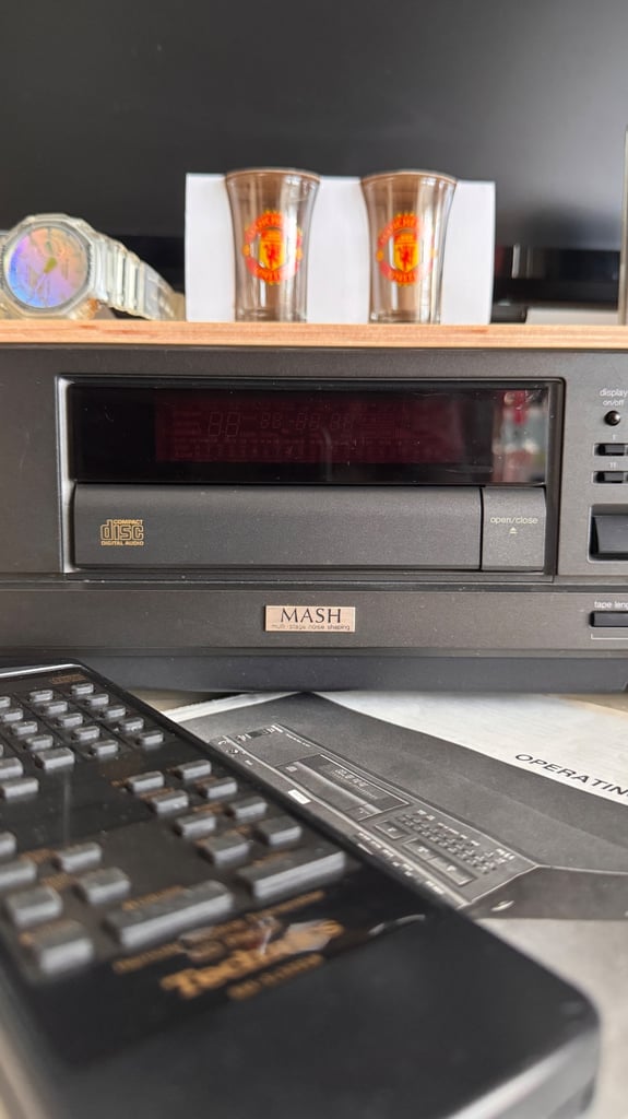 Technics SL-PS70 CD deck separate