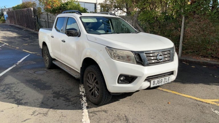 image for 2018 Nissan Navara 2.3 dCi Tekna Auto 4WD Euro 6 4dr PICK UP Diesel Automatic