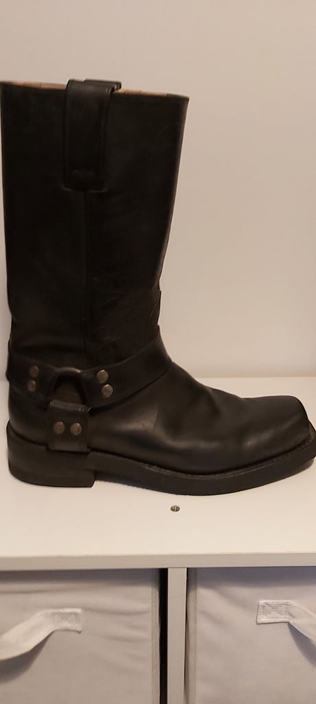 MAYURA 1501 CRUISER BOOTS. SIZE 43. BLACK  LEATHER