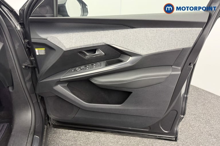 2024 Peugeot 3008 1.2 Hybrid 136 GT 5dr e-DSC6 SUV Petrol Automatic