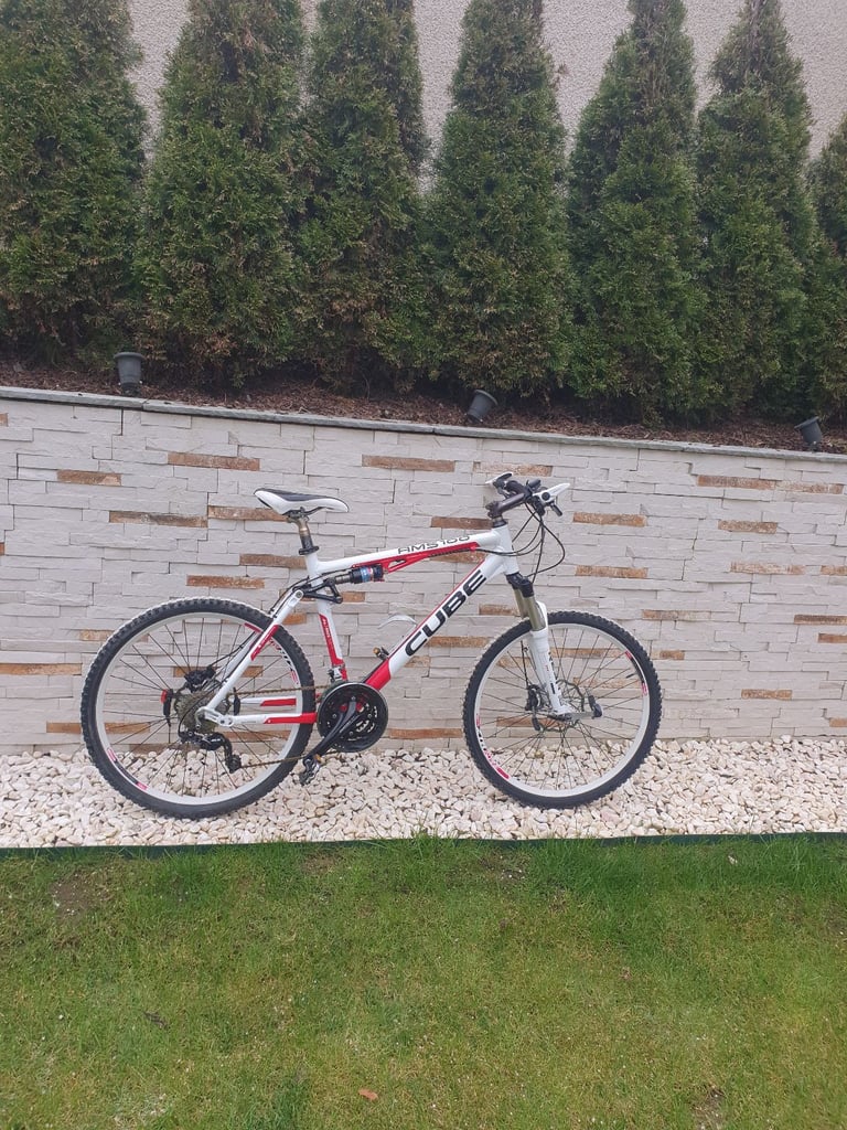 Cube bike