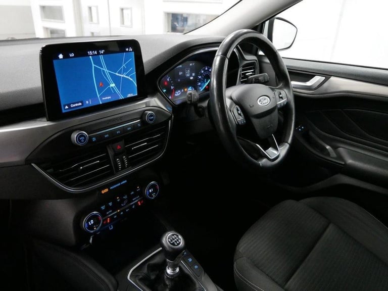 2019 FORD FOCUS 1.5 ECOBLUE 120 BHP TITANIUM EDITION ESTATE ( SUNROOF )