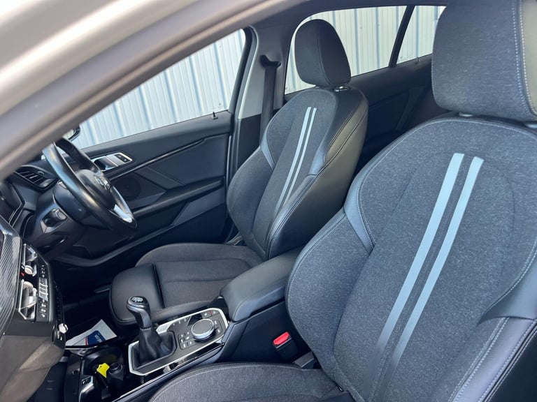 2019 BMW 1 Series 1.5 118i Sport Euro 6 (s/s) 5dr HATCHBACK Petrol Manual