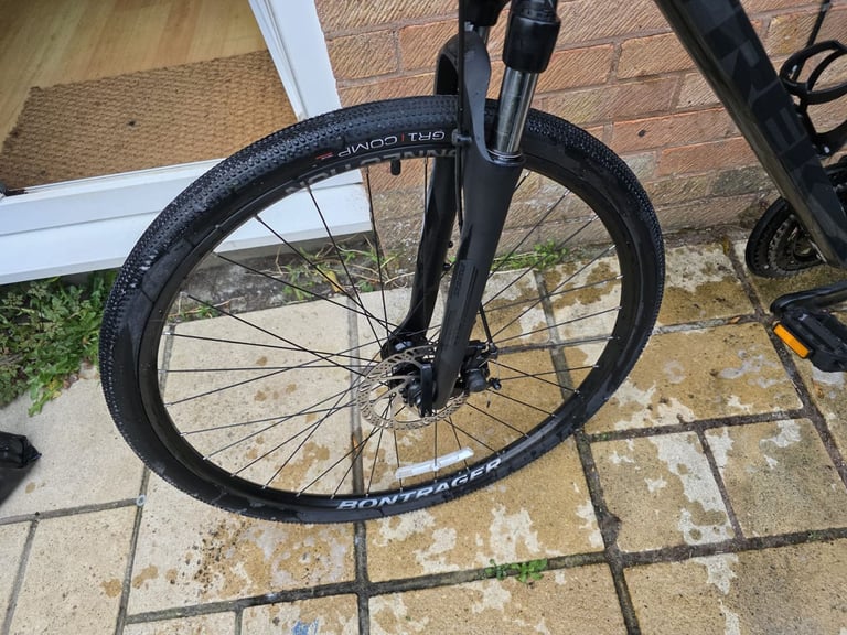 Trek Dual Sports 1 Hybrid Bike