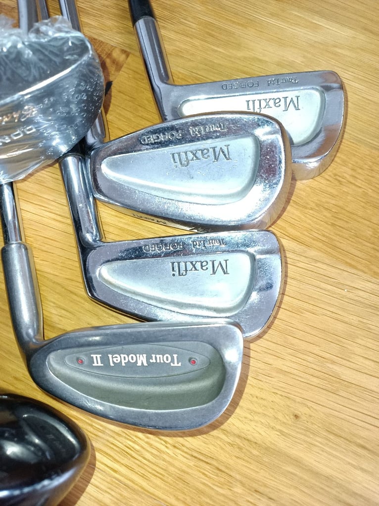 Golf Clubs Starter  Set With Stand Bag