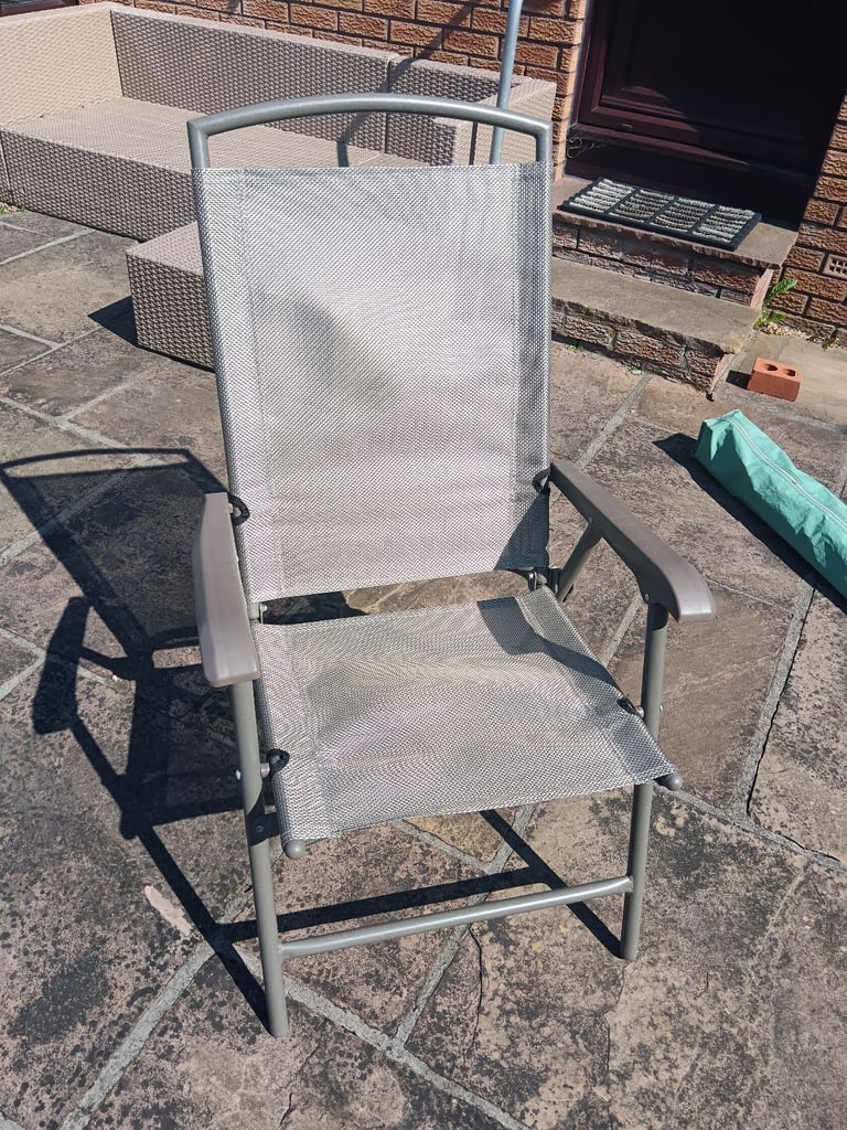 image for 4 Garden chairs 